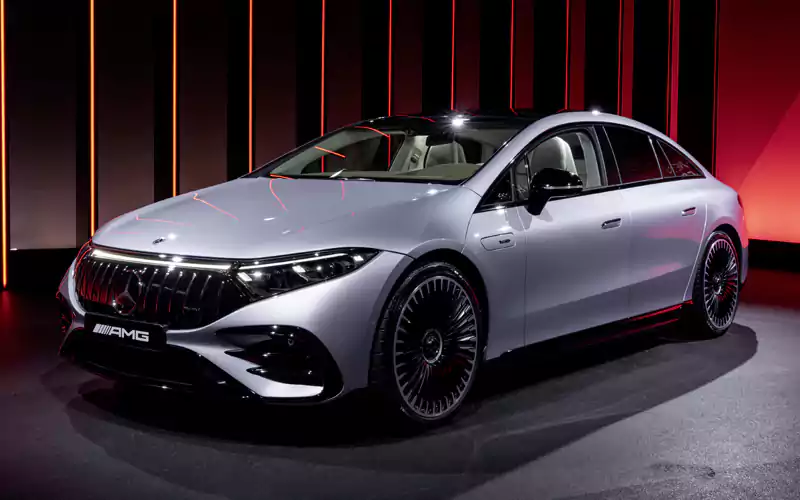 Mercedes-Benz EQS Exterior Image